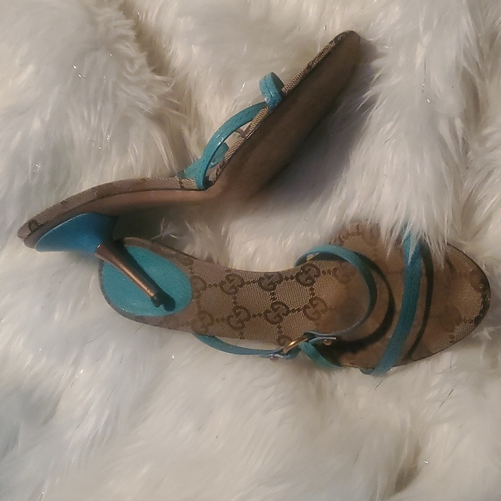 Gucci heels